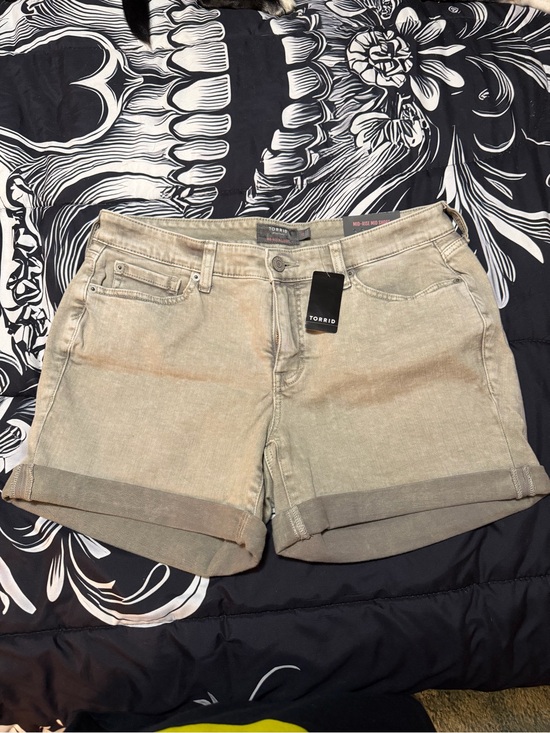 torrid Pants - NWT Torrid smoke stack-Toned colored Cuffed Denim Shorts